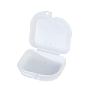 Футляр Miradent Dento-BOX White для орто-конструкций, белый Футляр Miradent Dento-BOX White для орто-конструкций, белый