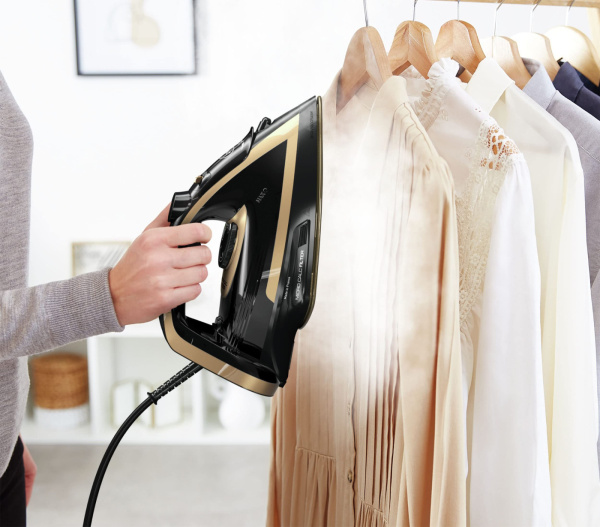 Утюг Tefal Puregliss FV8064E0, черный/золотой