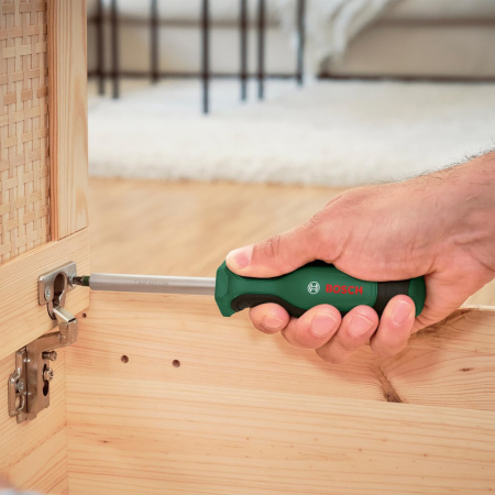 Набор инструментов в кейсе Bosch Advanced 1600A02BY7