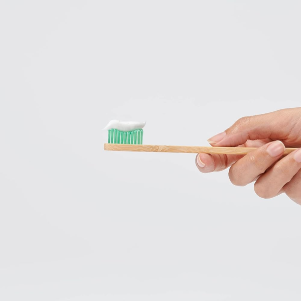 Зубная паста отбеливающая YOTUEL All in one Wintergreen, 75 мл