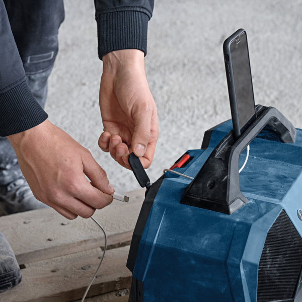 Радио Bosch GPB 18V-6 C Professional Радио Bosch GPB 18V-6 C Professional