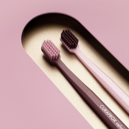 Зубная щетка CURAPROX Velvet (CS 12460) РОЗОВАЯ Зубная щетка CURAPROX Velvet (CS 12460) РОЗОВАЯ