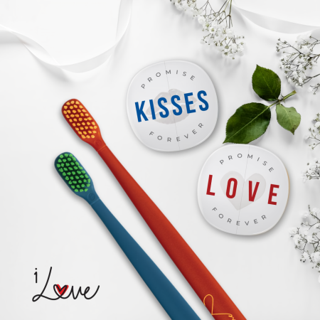 Набор 2 щетки twigo и 2 футляра play Flipper серия «iLOVE Признание» (красная/синяя)