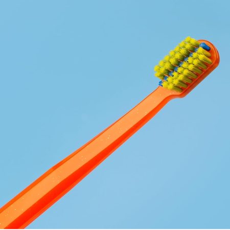 Ортодонтическая щетка CURAPROX с "углублением" (CS5460 "ortho") ОРАНЖЕВАЯ