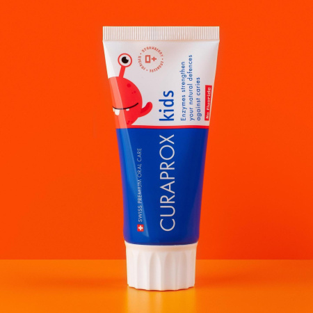 Зубная паста Curaprox Kids Zero клубника, 60 мл