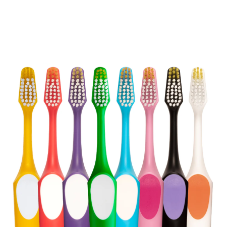 Зубная щетка TePe Nova soft