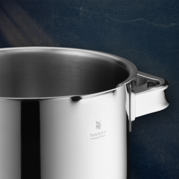 0761166380 Кастрюля WMF Function 4 16 см