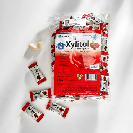 Жевательная резинка Miradent Xylitol Клюква, без диоксида титана -  100 шт.*2