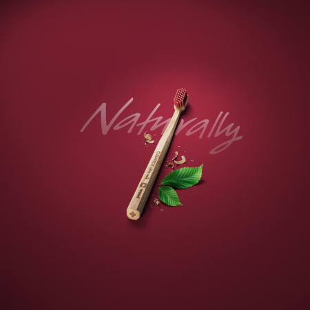 Зубная щетка CURAPROX CS Eco Wood (CS4440) МАЛИНОВАЯ