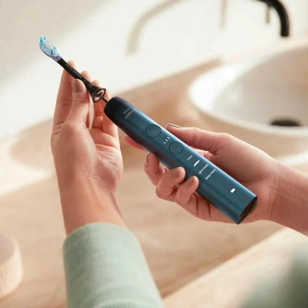 Электрическая зубная щетка Philips Sonicare DiamondClean 9000 HX9911/88 Blue