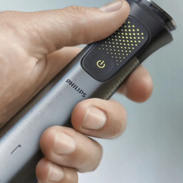 Набор для стрижки Philips MG9552/15 Series 9000: триммер MG7710 + триммер OneBlade Набор для стрижки Philips MG9552/15 Series 9000: триммер MG7710 + триммер OneBlade