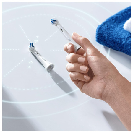 БЛИСТЕР ИЗ 2 насадок ORAL-B iO Specialized Clean, белые