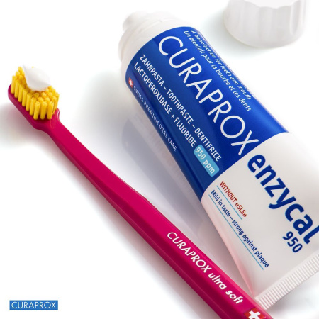 Зубная паста CURAPROX Enzycal 950, 75 мл