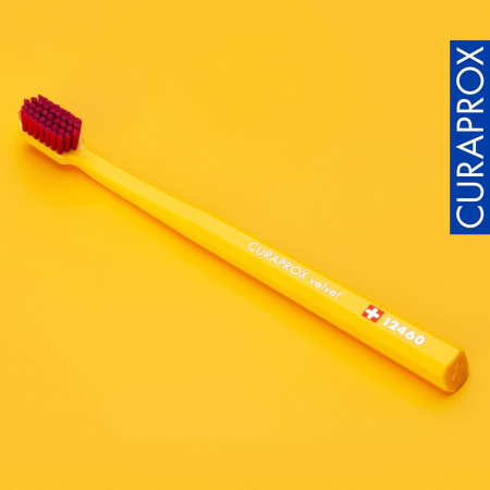 Зубная щетка CURAPROX Velvet (CS 12460) ЖЕЛТАЯ